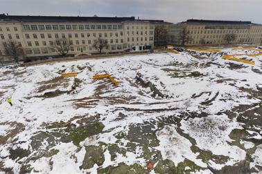  Laakson sairaala-alueen paljas maa ja vanhat rakennukset joulukuussa 2022.