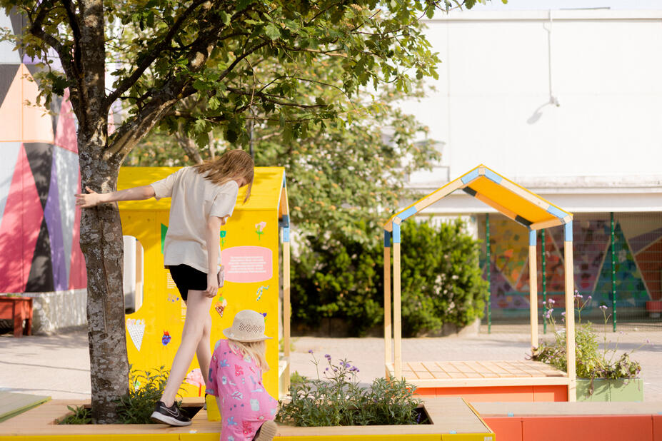 Kontulan kirjaston läheisyyteen on rakennettu placemaking-kokeilu.