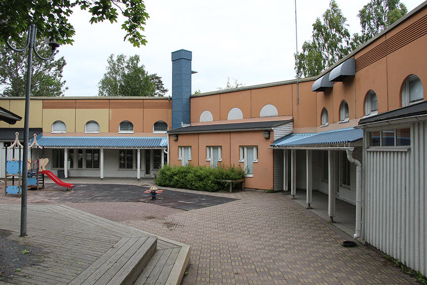 Päiväkoti Miilun piha ja rakennus